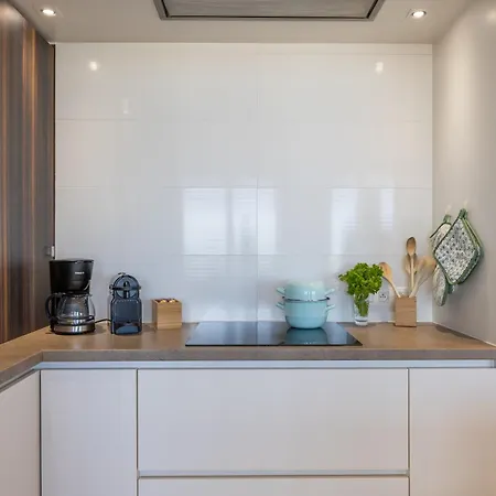 Lecomte - Soft Sands Living 209